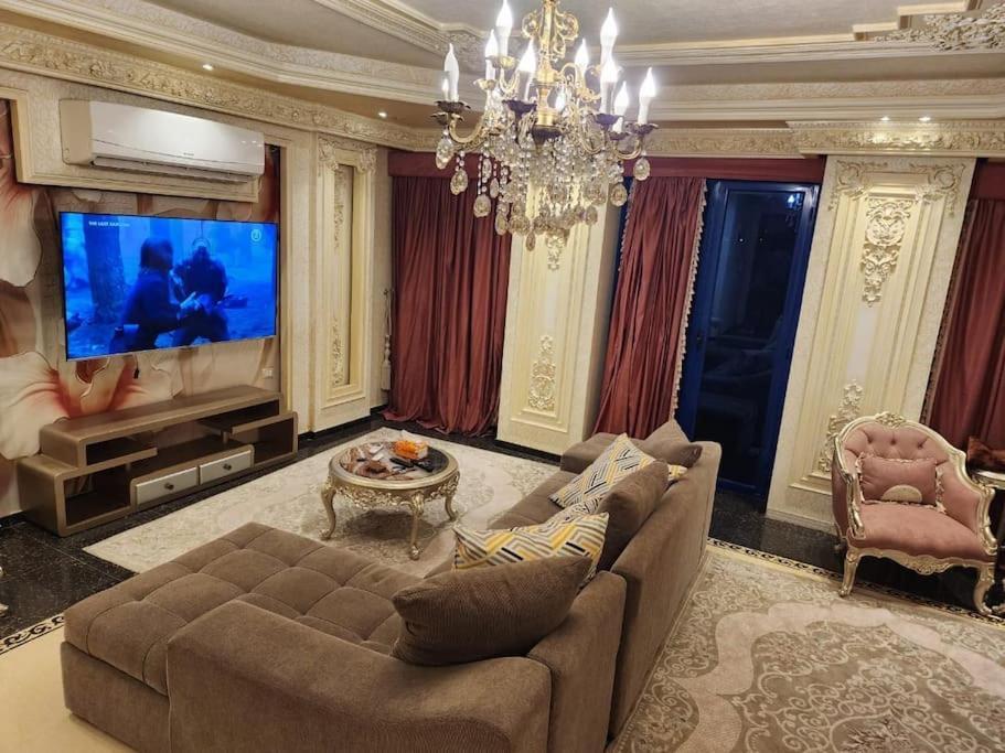Apartment Luxury 2bh With Full Nile View